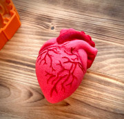Анатомическое сердце 9 см форма для бомбочек   